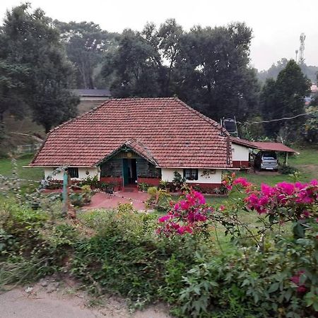 A Quaint Cottage With Rajah'S Seat View. Madikeri Eksteriør bilde