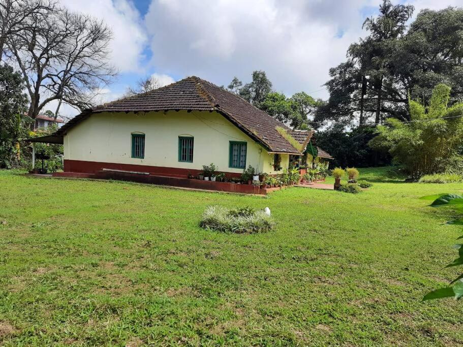 A Quaint Cottage With Rajah'S Seat View. Madikeri Eksteriør bilde